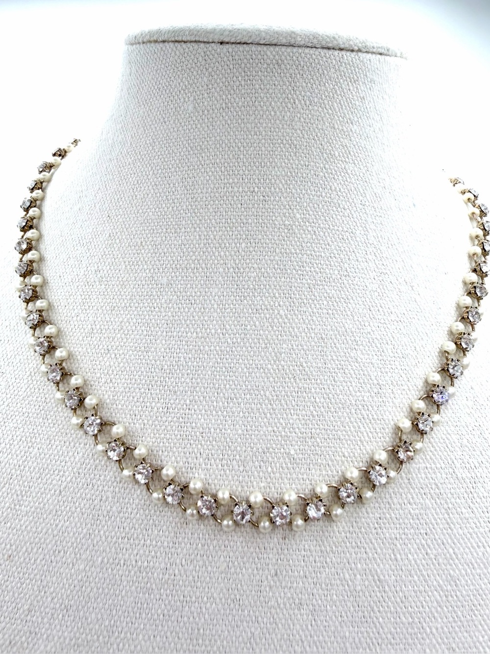 Vintage- Style Faux Pearl Prong Set Crystal Gold-Tone Collar Necklace Jewelry